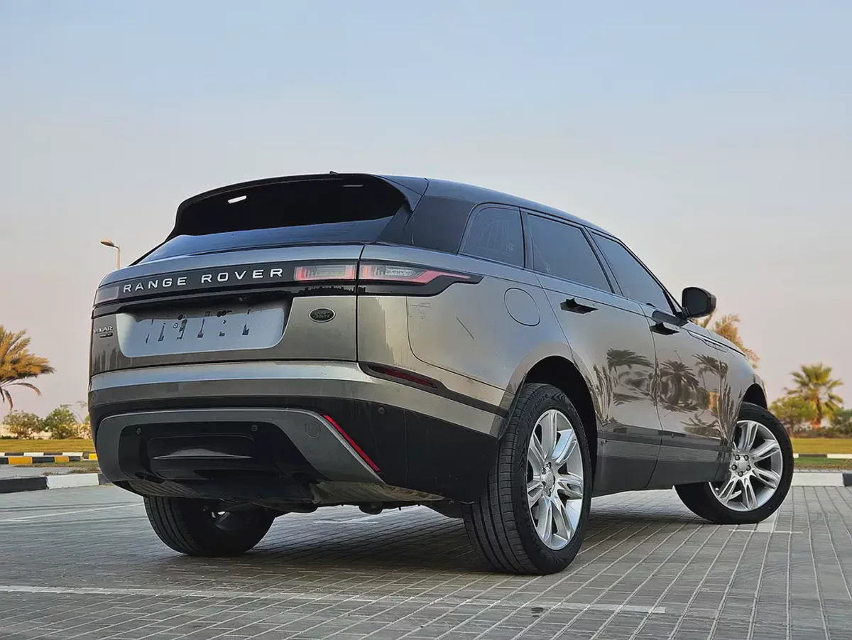 Range Rover Velar P250 S 2018 | GCC Specs Premium Condition Luxury Low KM SUV With Bank Finance-15-15