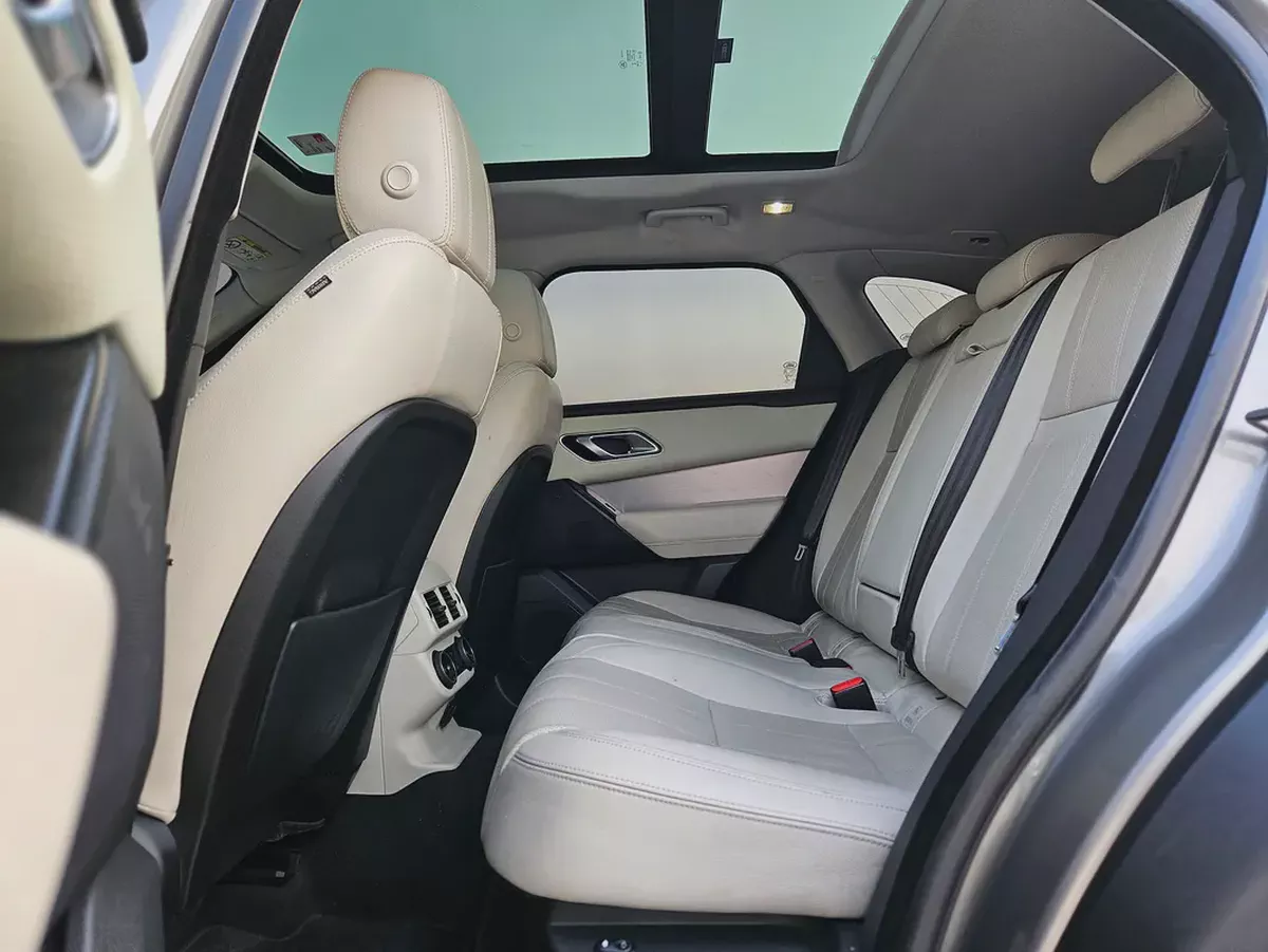 Range Rover Velar P250 S 2018 | GCC Specs Premium Condition Luxury Low KM SUV With Bank Finance-8-8
