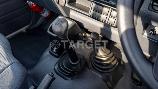 Toyota Land Cruiser Pick Up LC79 4.2L RHD V6 DIESEL 2024