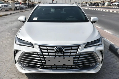 TOYOTA AVALON 2025 | WHITE-4
