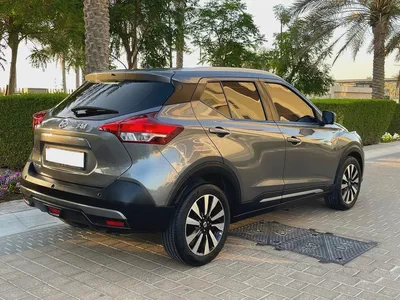 2020 Nissan Kicks SL //Very Low Mileage//Full agency Maintained// No Accident-5