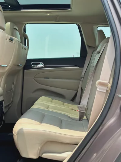 Full Agency Service History | Original Paint | Jeep Grand Cherokee Limited | GCC Specs-10