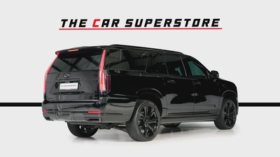 Cadillac Escalade ESV- GCC- new shape-low mileage- Agency warranty and service-7
