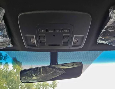 Toyota Camry LE / 2.5L V4 PETROL / PUSH START / DVD CAMERA / SUNROOF (CODE # CPTLE)-11