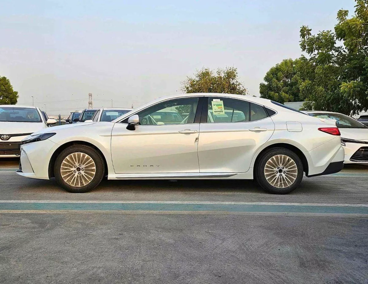 Toyota Camry LE / 2.5L V4 PETROL / PUSH START / DVD CAMERA / SUNROOF (CODE # CPTLE)-2-0