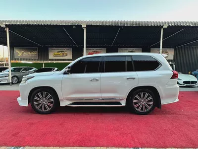 2016 Lexus LX570 GCC Specs Full Option 5.7L V8 4WD Hydraulic Suspension 360 Camera Navigation-9