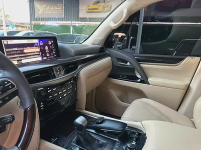 2016 Lexus LX570 GCC Specs Full Option 5.7L V8 4WD Hydraulic Suspension 360 Camera Navigation-11