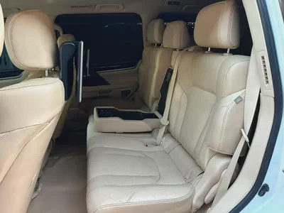 2016 Lexus LX570 GCC Specs Full Option 5.7L V8 4WD Hydraulic Suspension 360 Camera Navigation-18
