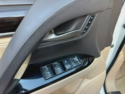 2016 Lexus LX570 GCC Specs Full Option 5.7L V8 4WD Hydraulic Suspension 360 Camera Navigation-7