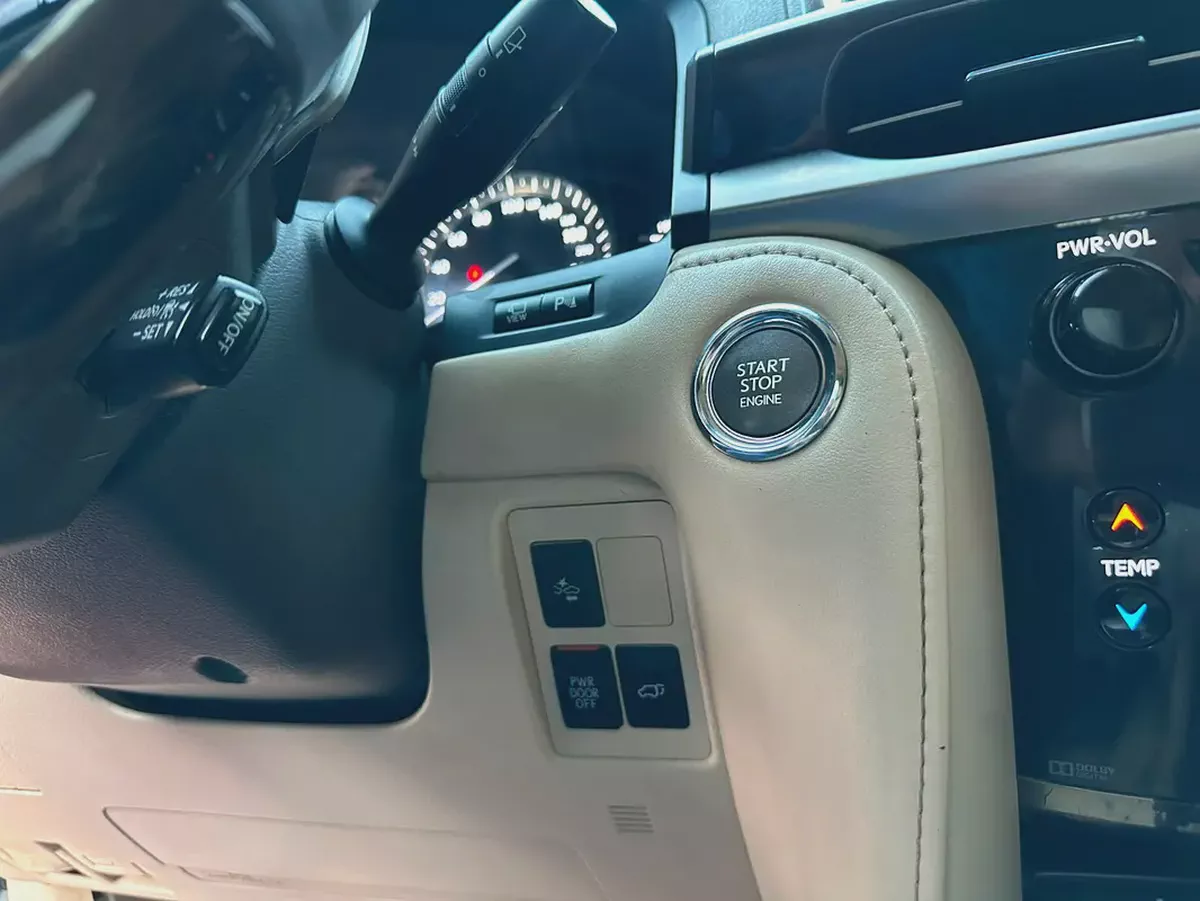 2016 Lexus LX570 GCC Specs Full Option 5.7L V8 4WD Hydraulic Suspension 360 Camera Navigation-12-12