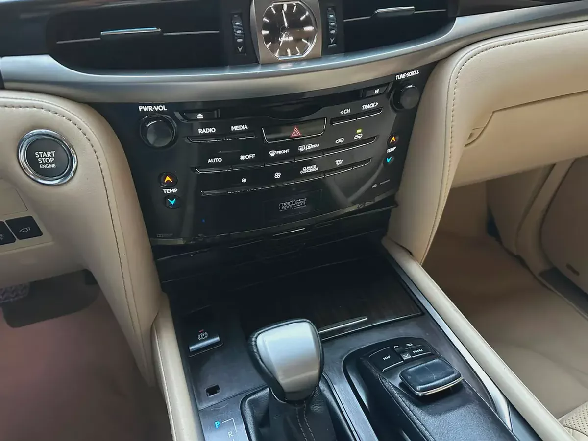 2016 Lexus LX570 GCC Specs Full Option 5.7L V8 4WD Hydraulic Suspension 360 Camera Navigation-16-16
