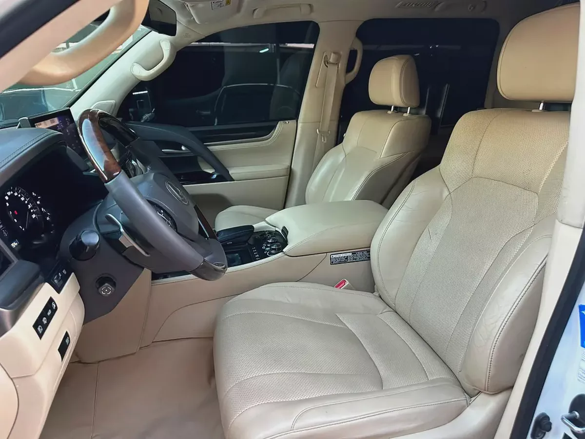 2016 Lexus LX570 GCC Specs Full Option 5.7L V8 4WD Hydraulic Suspension 360 Camera Navigation-17-17