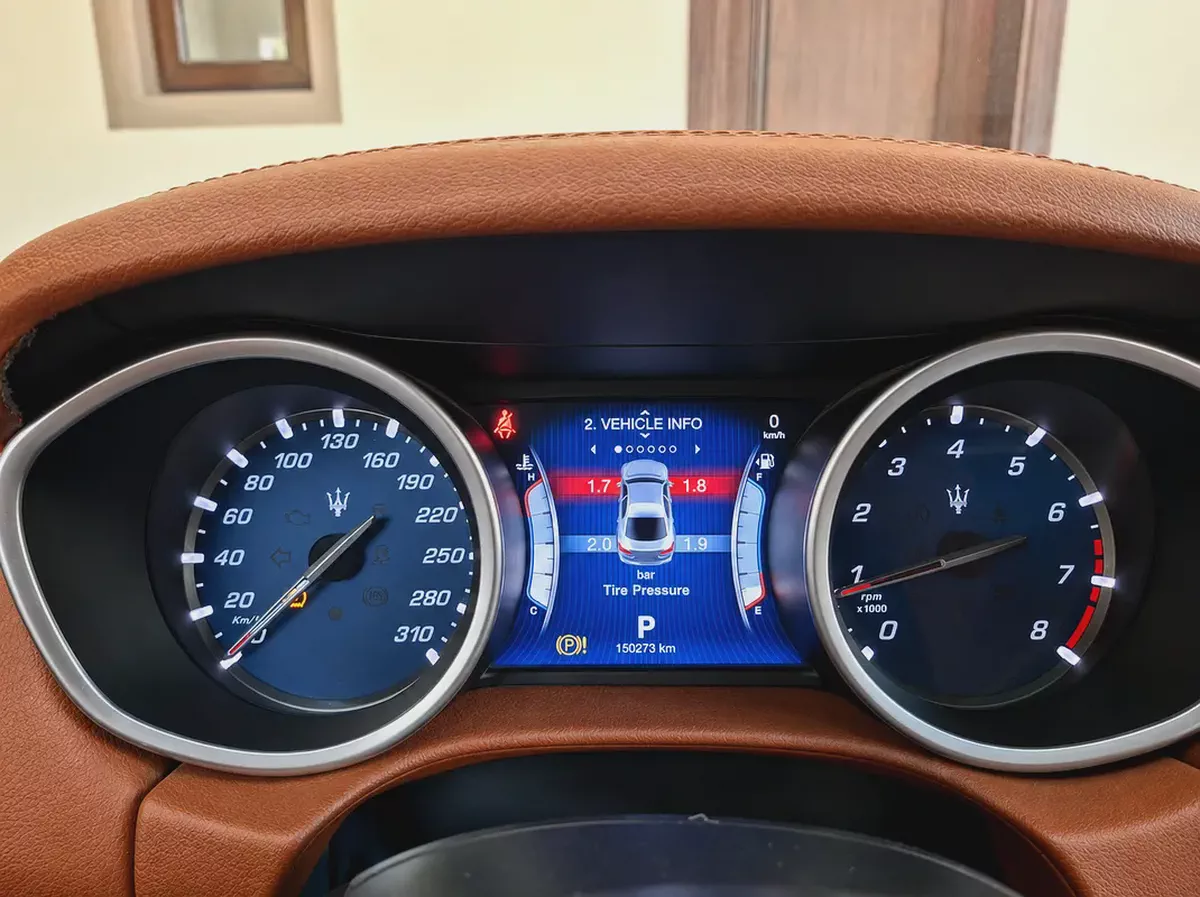 AED 3,000 PM |  MASERATI GHIBLI | S | Q4 | FREE ACCIDENT | DECENT CONDITION | 0% DOWNPAYMENT-9-9