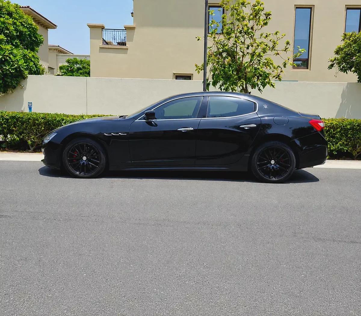AED 3,000 PM |  MASERATI GHIBLI | S | Q4 | FREE ACCIDENT | DECENT CONDITION | 0% DOWNPAYMENT-7-7