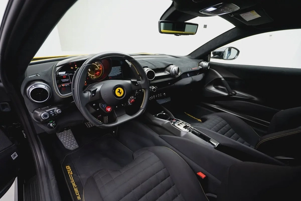 2023 FERRARI 812 COMPETZIONE.