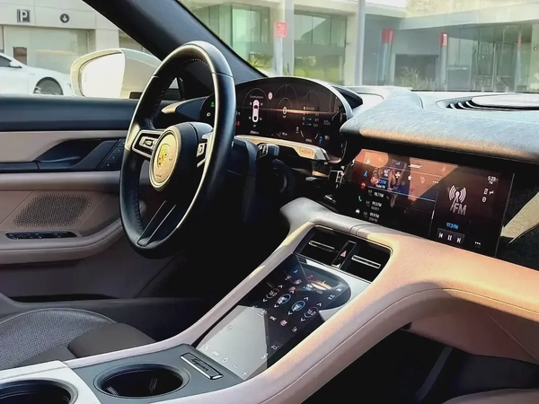 AED 3,030 P.M | 0% DOWN PAYMENT | PORSCHE TAYCAN | EV | 2022