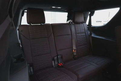 CADILLAC ESCALADE 600 SPORT PLATINUM-0KM-2024-GCC SPECS-UNDER WARRANTY  SERVICE-BRAND NEW-19