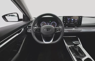 Geely Emgrand GS 2027-14