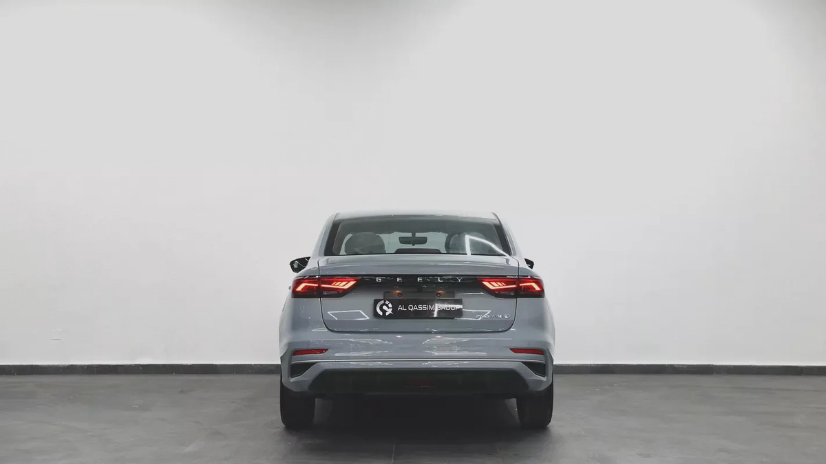 Geely Emgrand GS 2027-4-4