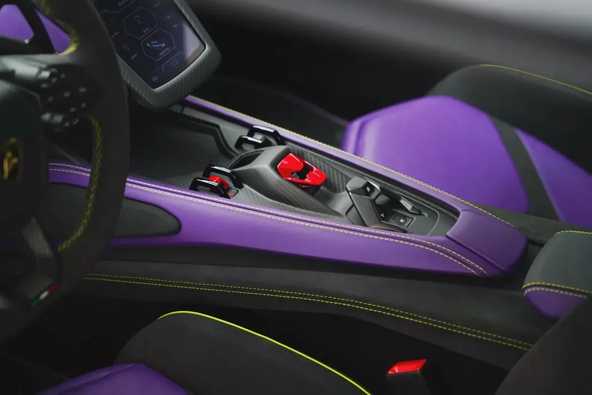 2024 LAMBORGHINI REVUELTO-8-8