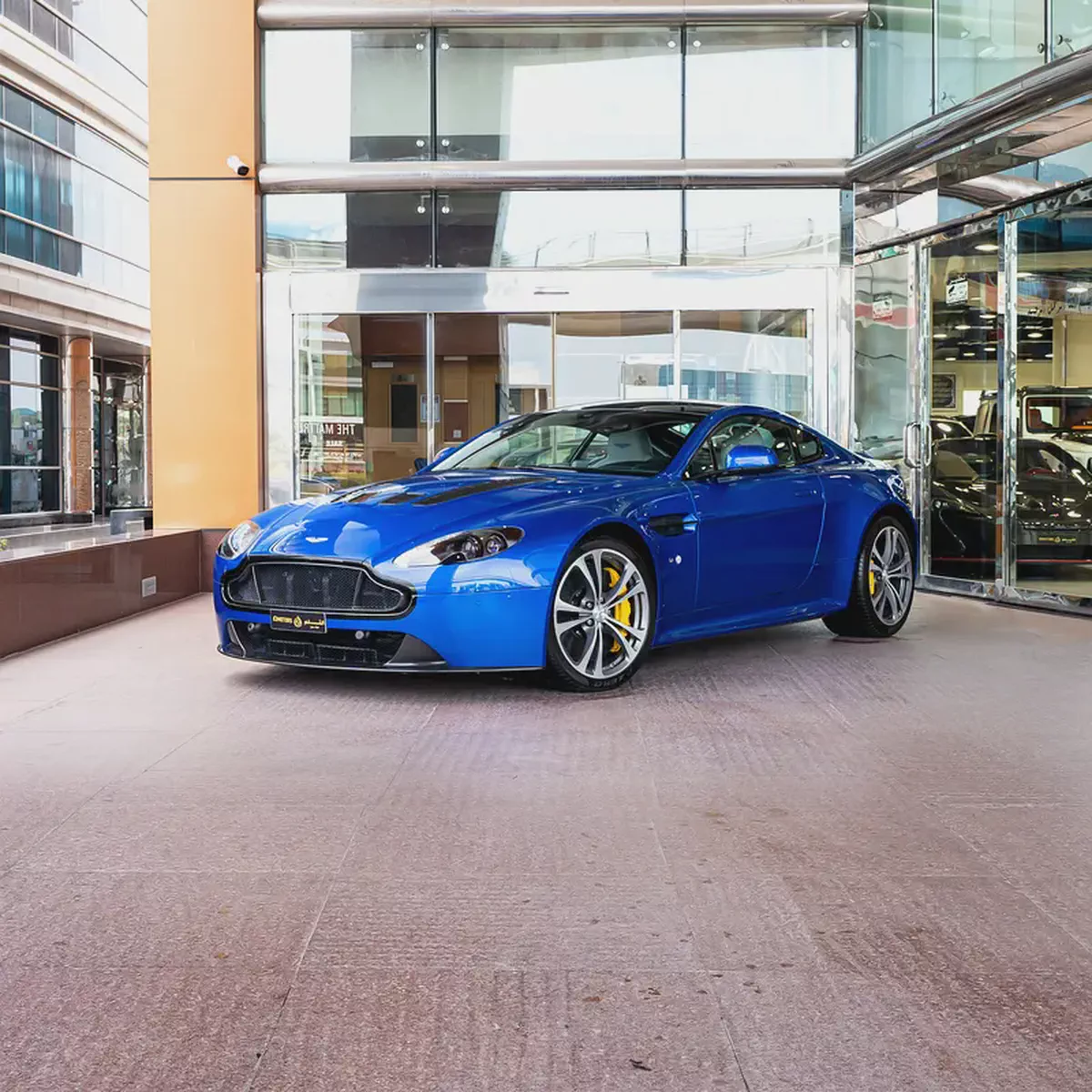 2015 ASTON MARTIN VANTAGE S ( BRAND NEW )