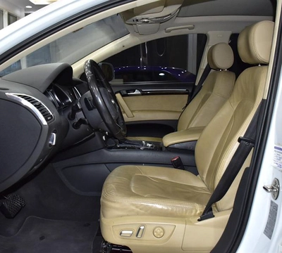 Audi Q7 S-Line 40TFSi Quattro ( 2015 Model ) in White Color GCC Specs-3