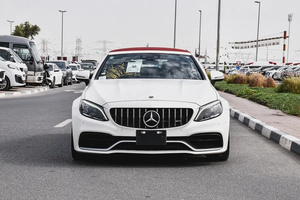 2019 - BENZ C63 S CABRIOLET  - SUPER CLEAN - LIKE NEW - ONLY 68,000 KM