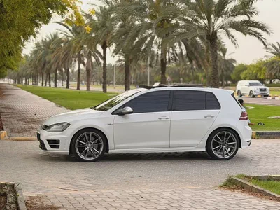 GCC Specs 2015 Volkswagen Golf R - Well Maintained-11
