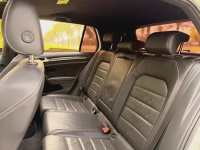 GCC Specs 2015 Volkswagen Golf R - Well Maintained-16