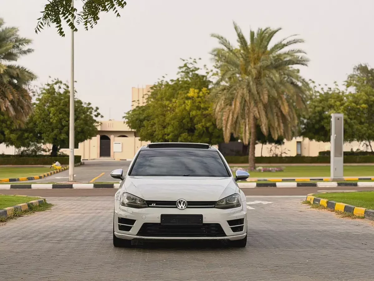 GCC Specs 2015 Volkswagen Golf R - Well Maintained-5-5
