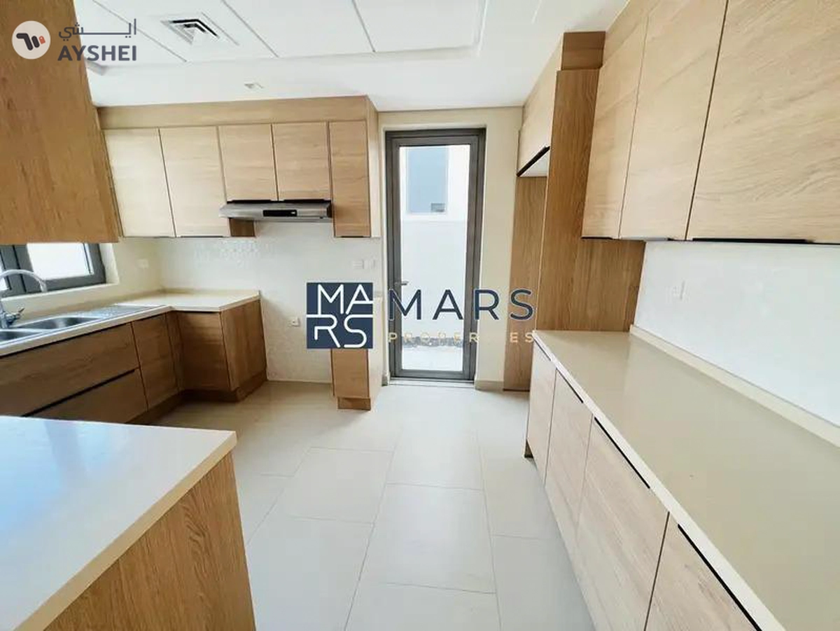 Brand New Corner Unit | New Phase Ready To Move