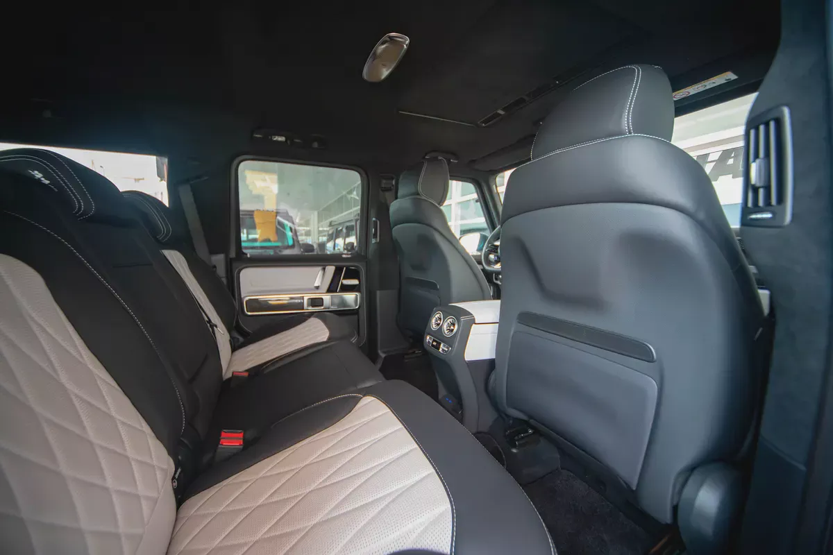 MERCEDES G63 2025 | 4,200KM | UNDER WARRANTY | CARBON FIBER-14-14