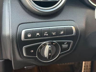 Mercedes Benz C43 AMG STANDARD-11