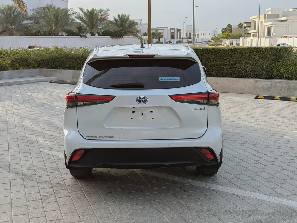 Toyota Highlander GXR Hybrid 2022 - GCC Specs - Excellent Condition-16-16