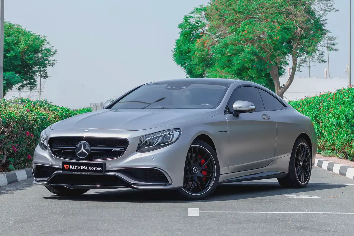 Mercedes Benz S63 AMG | 2015 | 17,500 km |-1-1