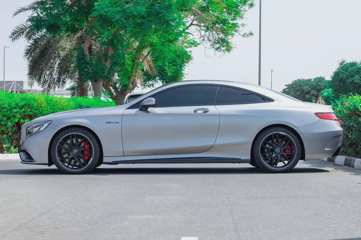 Mercedes Benz S63 AMG | 2015 | 17,500 km |-6-6