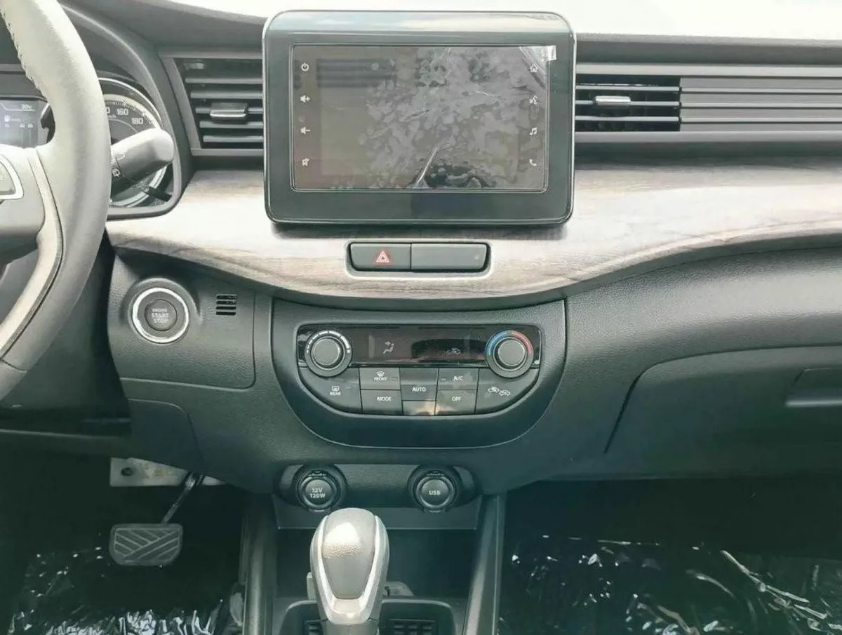 Suzuki Ertiga GLX SUZUKI ERTIGA GLX 2024 A/T 1.5L 4CY PETROL SILVER full-8-0