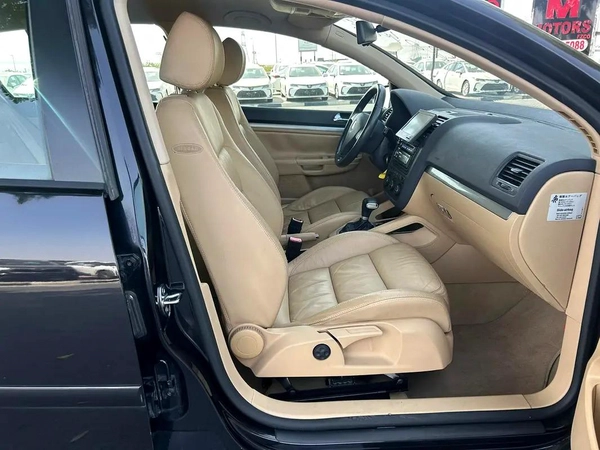 VOLKSWAGEN | POLO | 2005 | ONLY : 126362 KM | CLEAN TITLE | JAPAN IMPORT