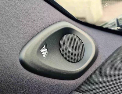 Toyota Land Cruiser VX /4.0L PETROL V6 /RADAR /BIG DVD/JBL SPEAKERS / REAR ENTERTAINMENT DVD /MID OPTION (CODE#VX4MA)-17