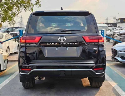 Toyota Land Cruiser VX /4.0L PETROL V6 /RADAR /BIG DVD/JBL SPEAKERS / REAR ENTERTAINMENT DVD /MID OPTION (CODE#VX4MA)-3