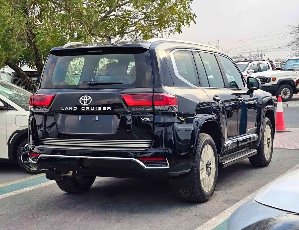 Toyota Land Cruiser VX /4.0L PETROL V6 /RADAR /BIG DVD/JBL SPEAKERS / REAR ENTERTAINMENT DVD /MID OPTION (CODE#VX4MA)-4-0