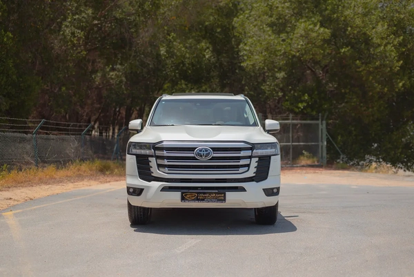 AED 3,572/month | Land cruiser GXR | GCC Specs | REF #T52251