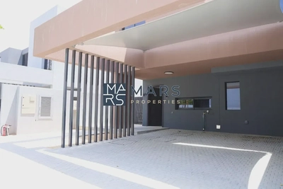 STUNNING 3BEDROOM CORNER | Kaya MASAAR-27