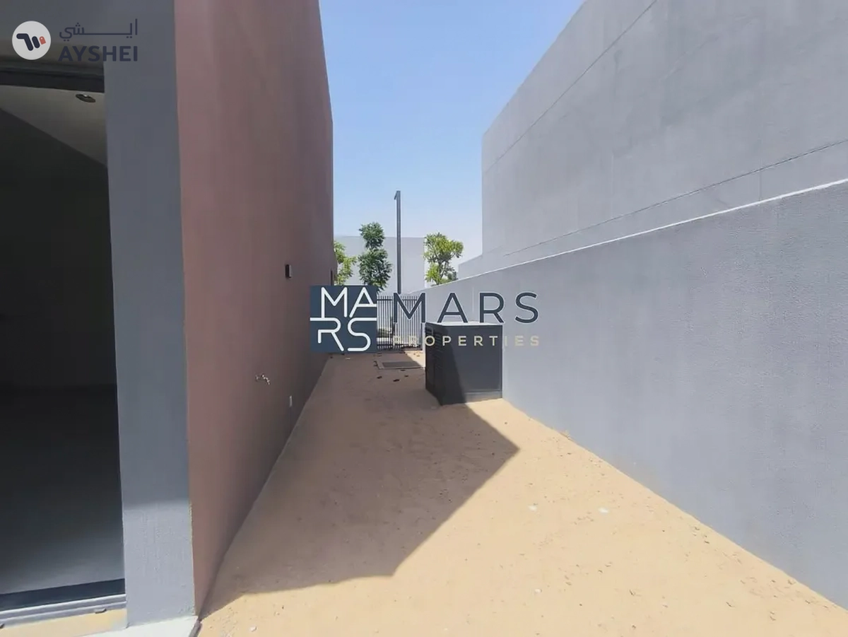 STUNNING 3BEDROOM CORNER | Kaya MASAAR-18-18