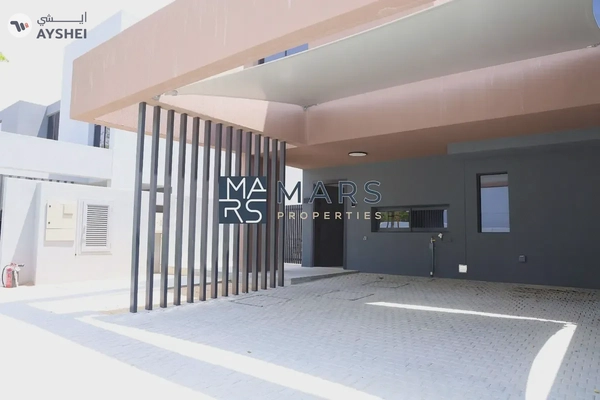 STUNNING 3BEDROOM CORNER | Kaya MASAAR
