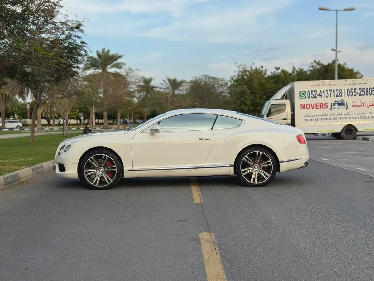 BENTLEY GT CONTINANTAL MODLE 2013 GCC SPACE-6-6