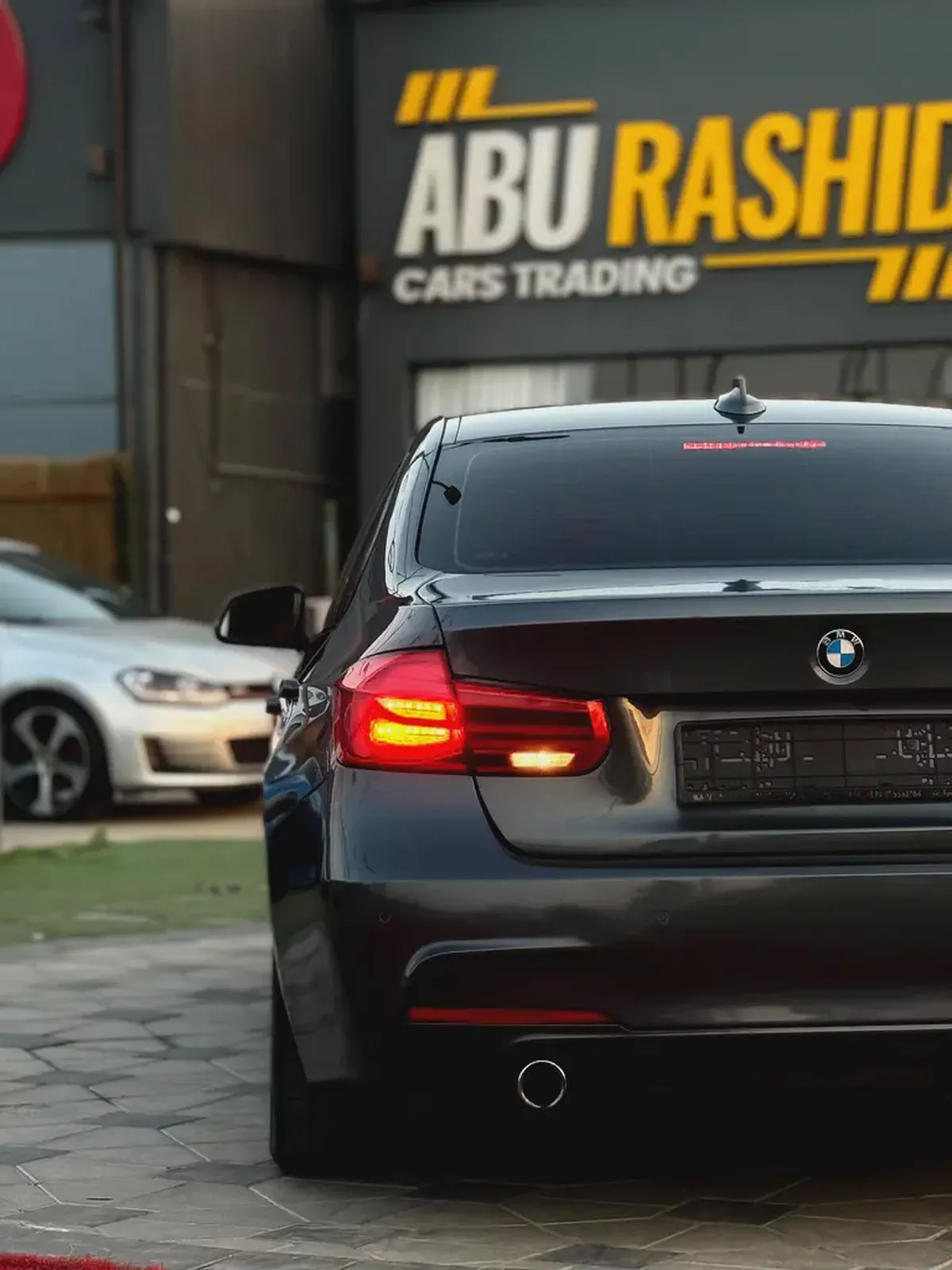 2018 BMW 320i Korean-Spec | Excellent Condition | UAE-5-5