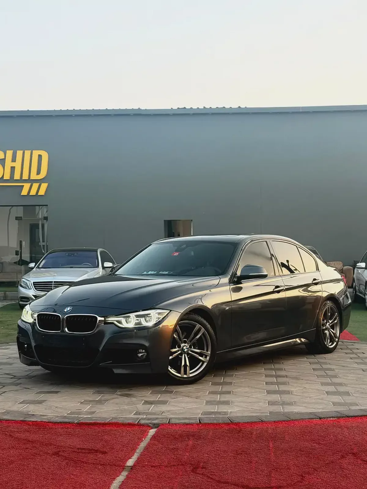 2018 BMW 320i Korean-Spec | Excellent Condition | UAE-6-6