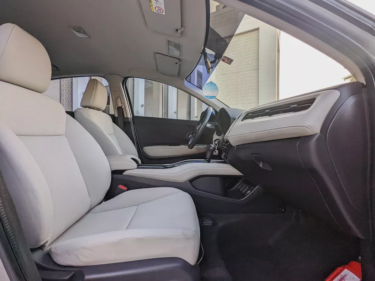 Honda HR-V 2019 EX | GCC Specs | Low KM| Agency Mint Premium Condition MID Sized Family SUV-7-7