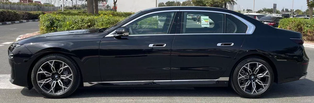 BMW 740i LUXURY PURE EXCELLENCE-3-0